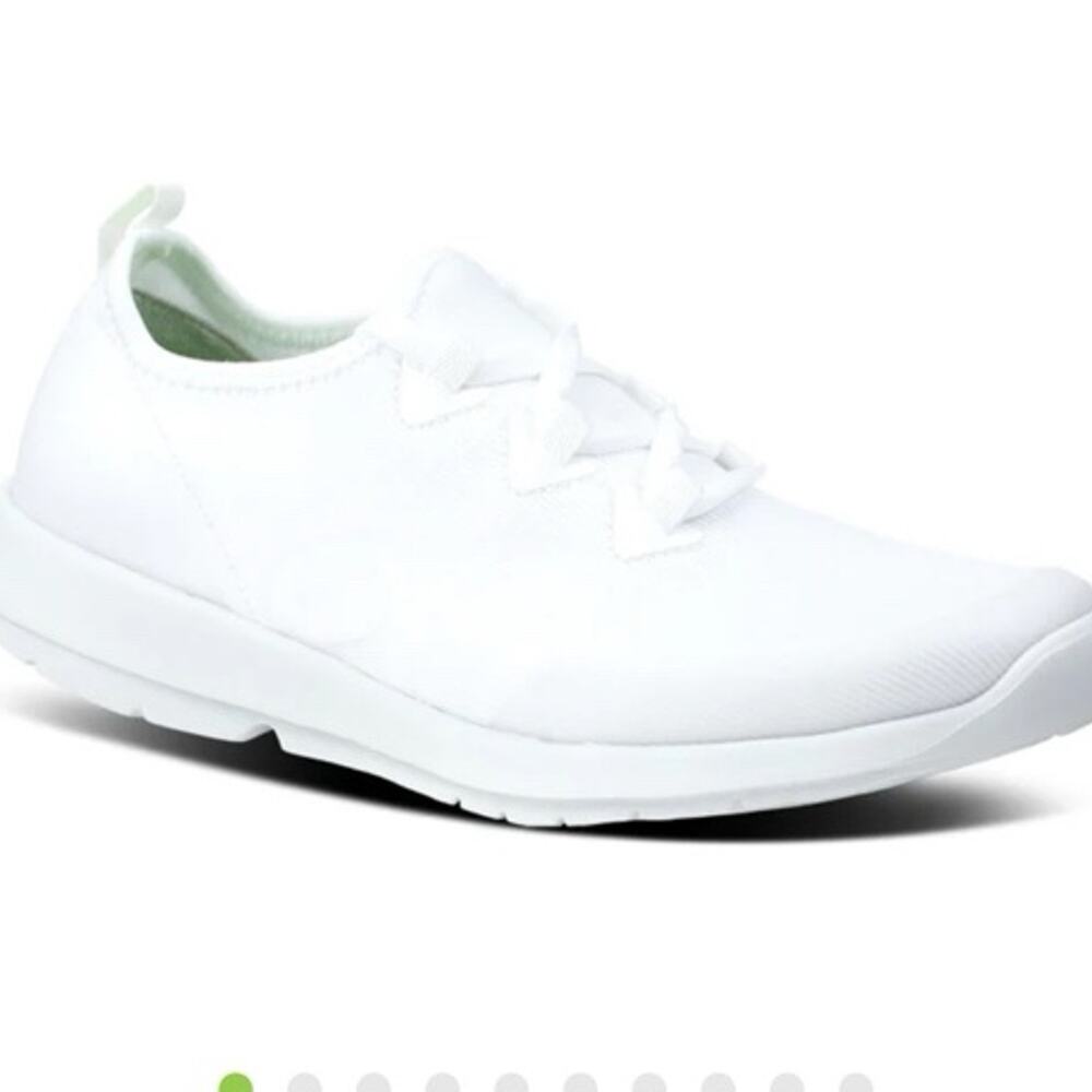 Oomg sport ls women’s oofos sneakers sz 7.5